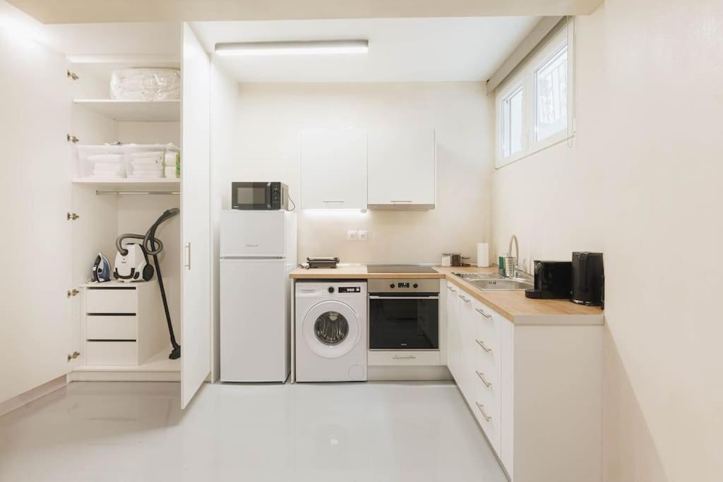 Modern Hiding Place In The Heart Of 雅典 外观 照片